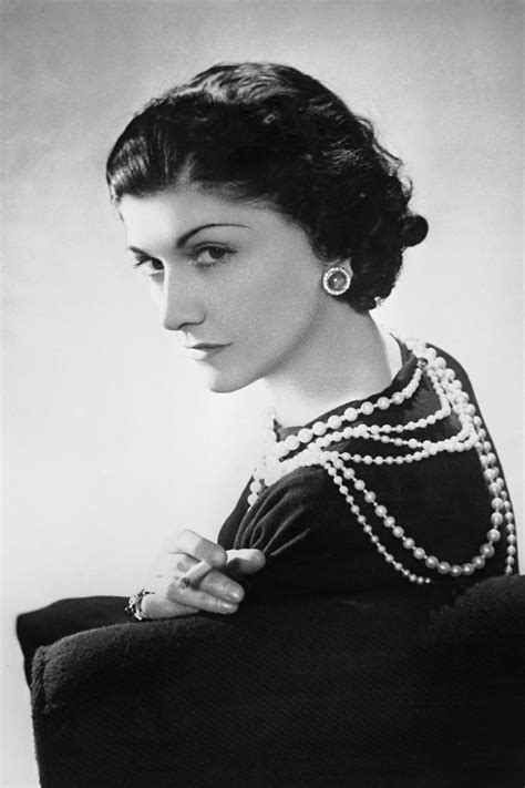 coco chanel kunstwerken|coco chanel jewellery.